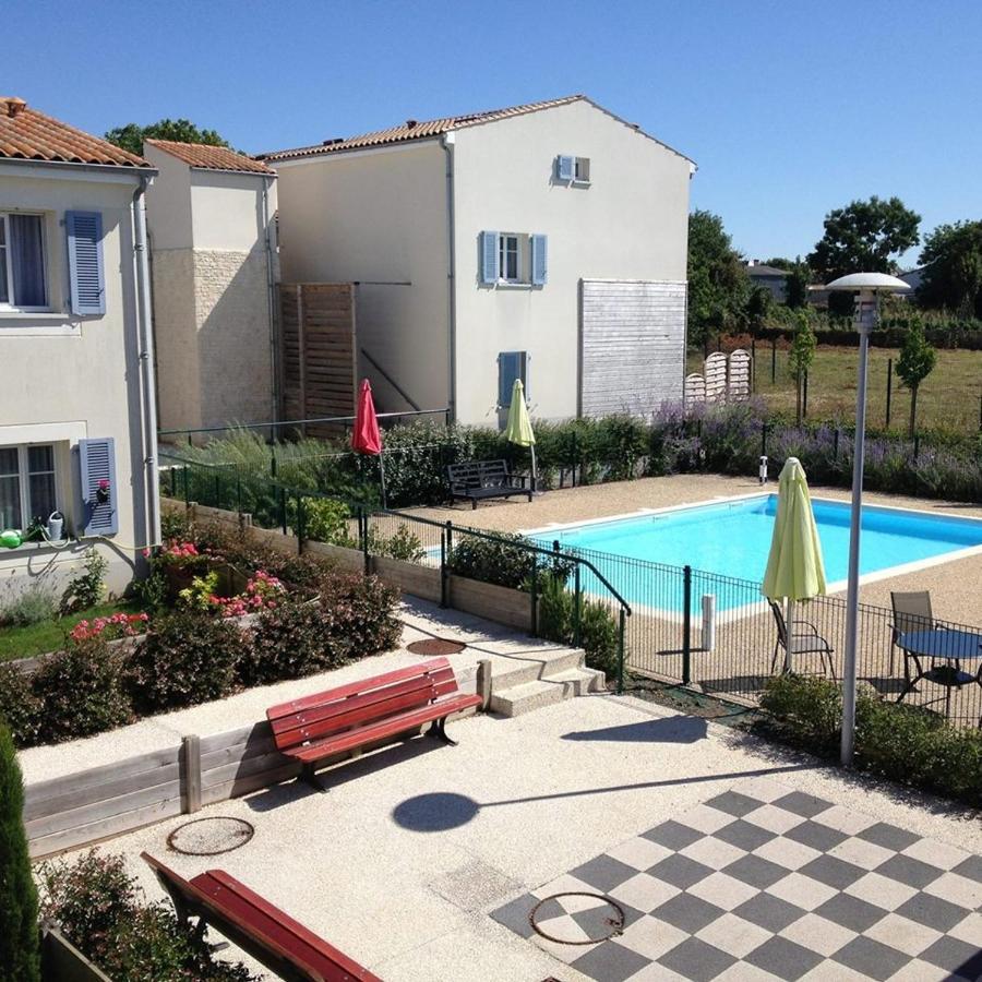 Residence Services Les Essentielles Sainte Soulle Exteriér fotografie